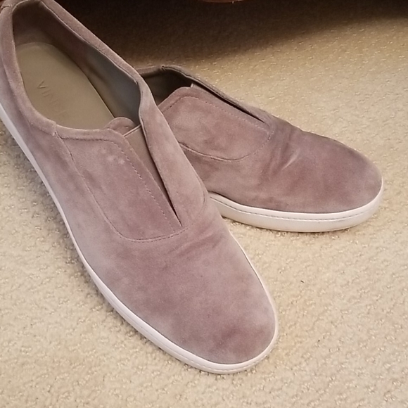 VINCE Slip on Suede Loafers - Picture 4 of 6